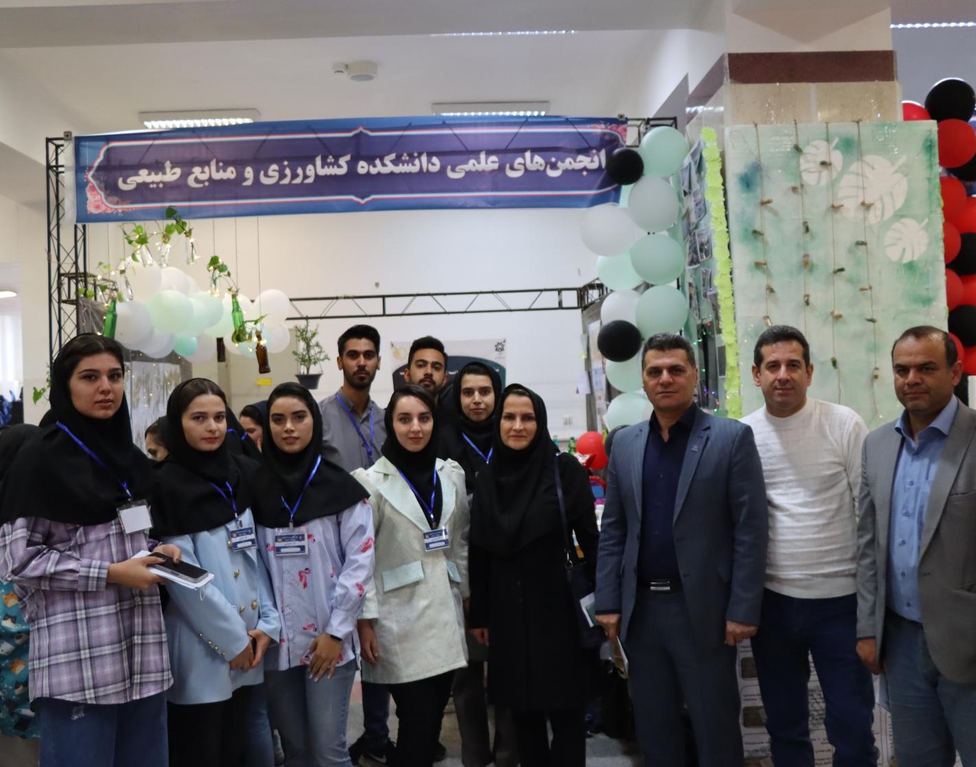 بازدید هیئت رئیسه دانشگاه از ششمین جشنواره درون دانشگاهی رویش - حرکت دانشگاه ارومیه
