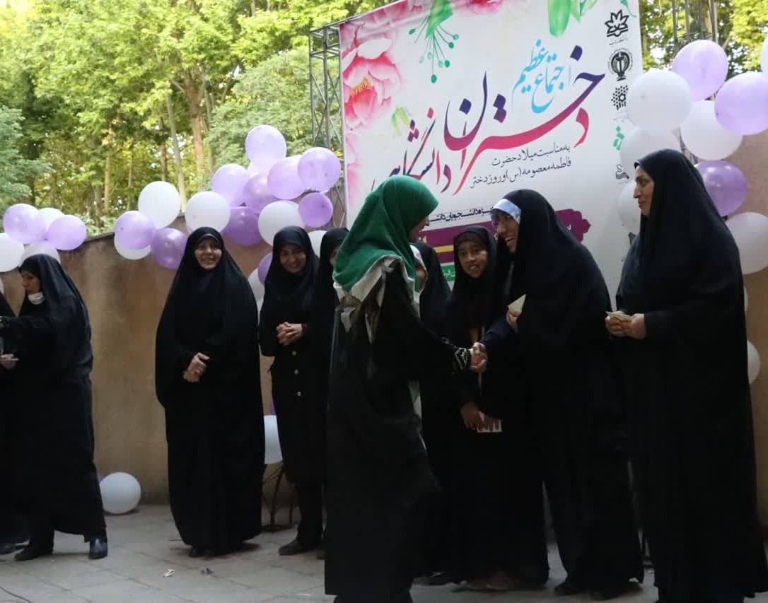 گزارش تصویری برگزاری جشن روز دختر در باغ نرگس