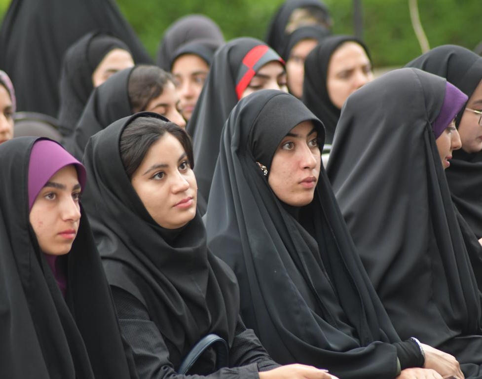 برگزاری جشن میلاد امام رضا (ع) و دهه کرامت با حضور خادمین بارگاه ملکوتی امام رضا (ع) 