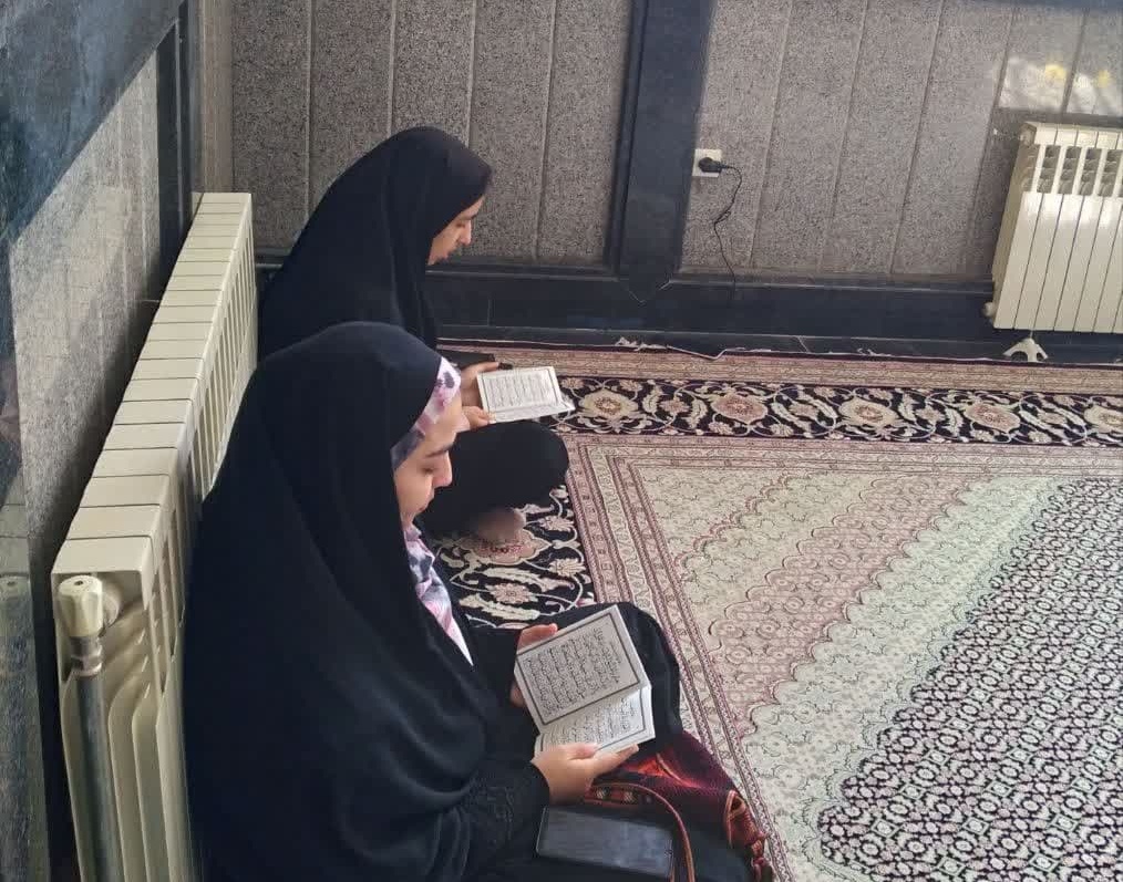 شرکت دانشجویان دانشگاه ارومیه در مراسم دعای ندبه در ایام امتحانات