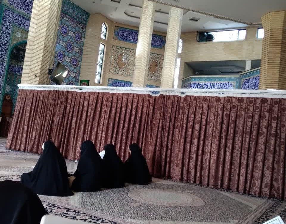 شرکت دانشجویان دانشگاه ارومیه در مراسم دعای ندبه در ایام امتحانات