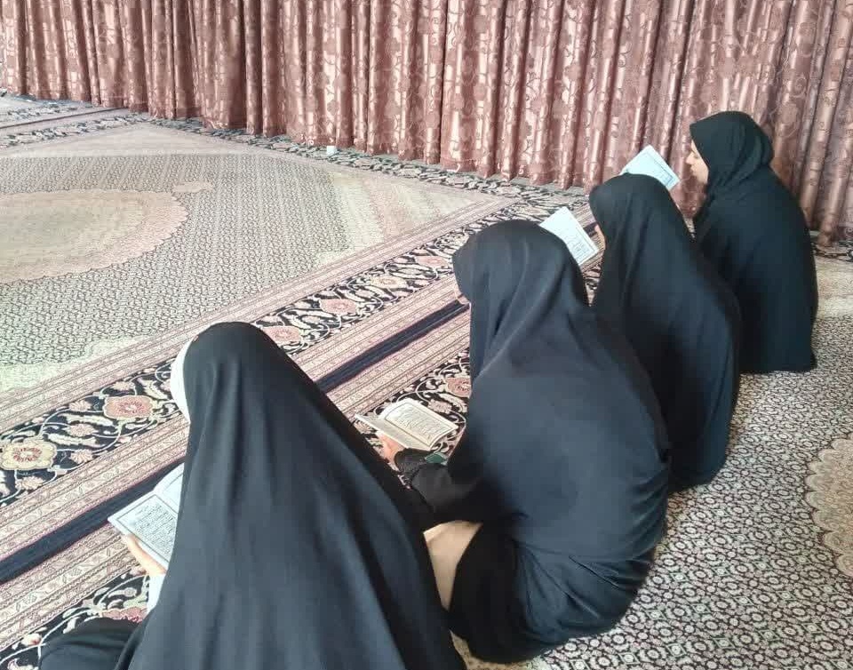 شرکت دانشجویان دانشگاه ارومیه در مراسم دعای ندبه در ایام امتحانات
