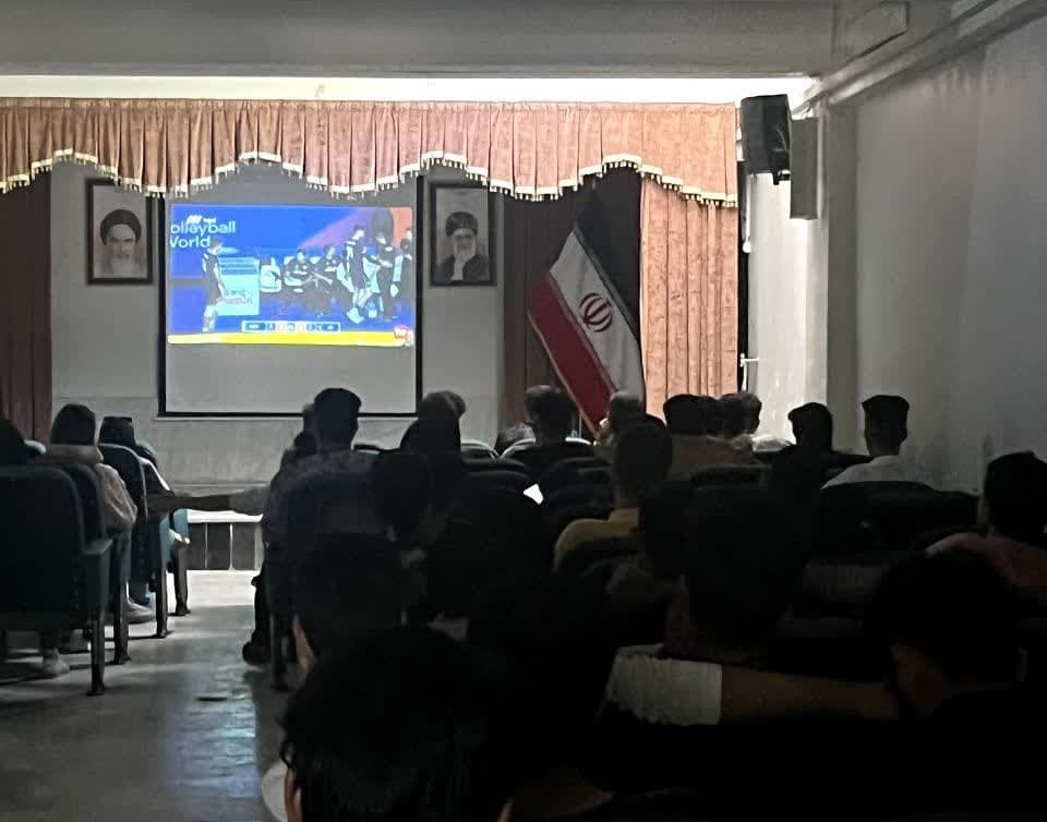 گزارش تصویری پخش زنده بازی ایران - آلمان از سری مسابقات لیگ ملت‌های والیبال