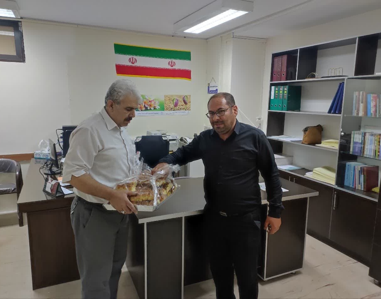 تقدیر مدیر امور دانشجویی دانشگاه از کارکنان حوزه معاونت فرهنگی و دانشجویی به مناسبت روز کارمند