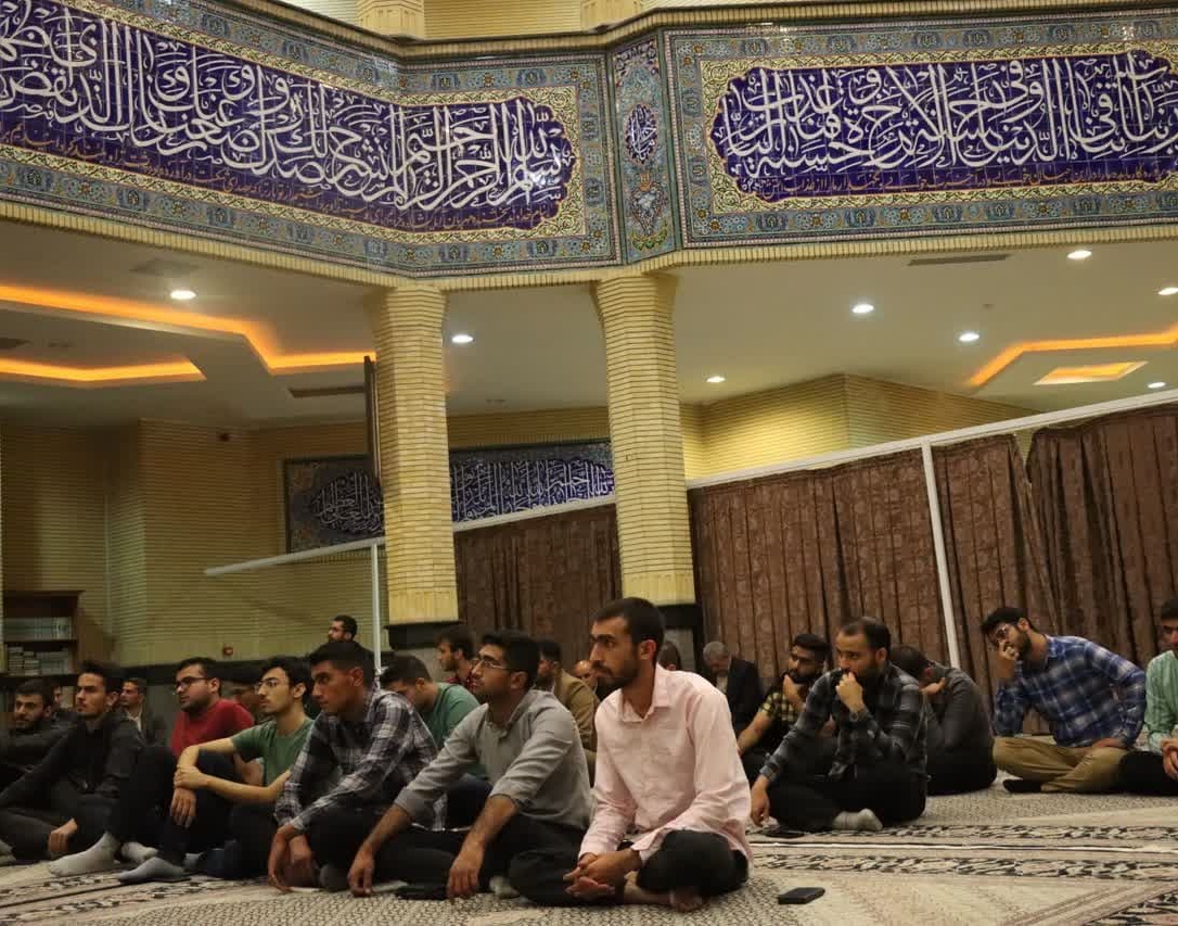 مراسم میلاد پیامبر رحمت (ص) و امام جعفر صادق (ع) در مسجد پردیس نازلو دانشگاه ارومیه برگزار شد