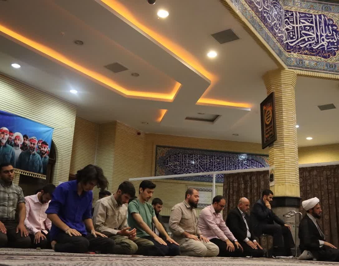 مراسم میلاد پیامبر رحمت (ص) و امام جعفر صادق (ع) در مسجد پردیس نازلو دانشگاه ارومیه برگزار شد