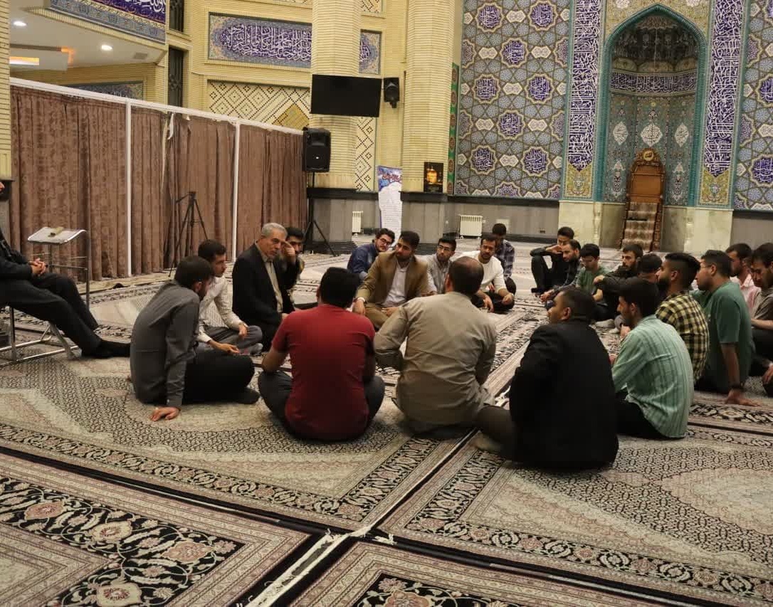مراسم میلاد پیامبر رحمت (ص) و امام جعفر صادق (ع) در مسجد پردیس نازلو دانشگاه ارومیه برگزار شد