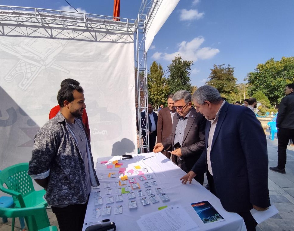 گزارش تصویری ستاد استقبال معاونت فرهنگی و دانشجویی دانشگاه ارومیه از دانشجویان جدیدالورود سال ۱۴۰۲ 