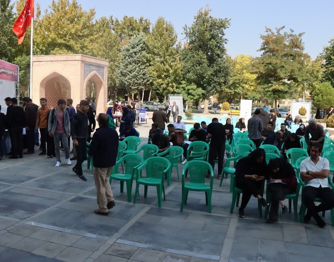 گزارش تصویری ستاد استقبال معاونت فرهنگی و دانشجویی دانشگاه ارومیه از دانشجویان جدیدالورود سال ۱۴۰۲ 