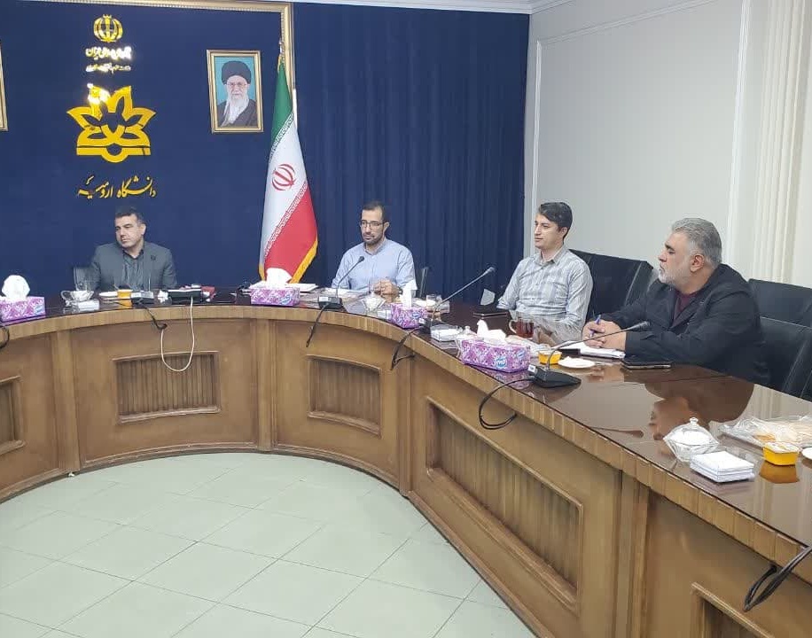 جلسه هیات ورزش‌های دانشگاهی استان با حضور مدیران تربیت‌بدنی دانشگاه‌های مرکز استان به میزبانی دانشگاه ارومیه