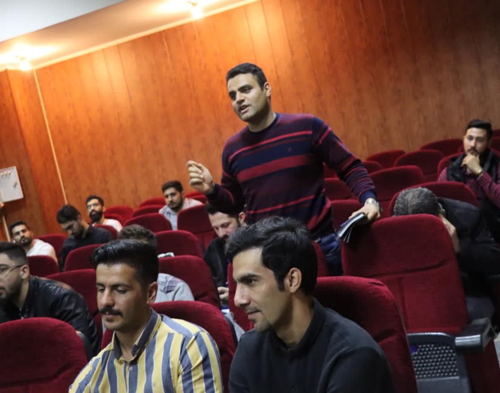 مراسم معارفه دانشجویان نو ورود سال 1402 در دانشكده دامپزشكي برگزار شد