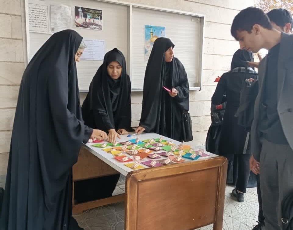 گزارش تصویری میلاد با سعادت حضرت زینب سلام الله علیها در دانشکده ادبیات 