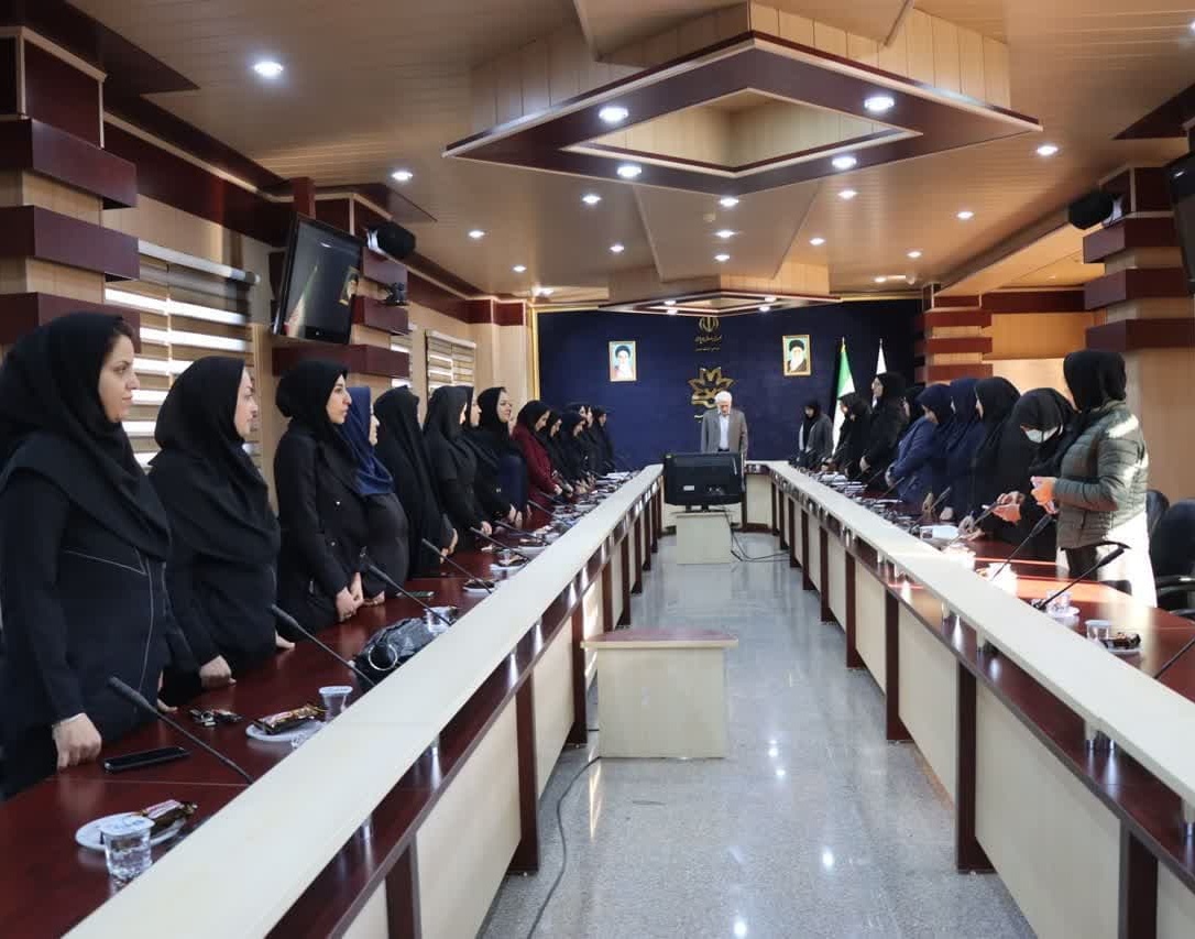 نشست بررسی مسائل بانوان دانشگاهی در حوزه اداری
