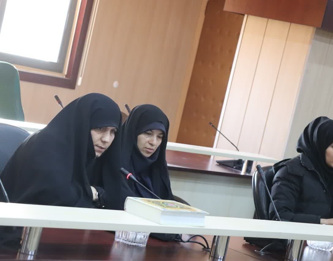 نشست بررسی مسائل بانوان دانشگاهی در حوزه اداری