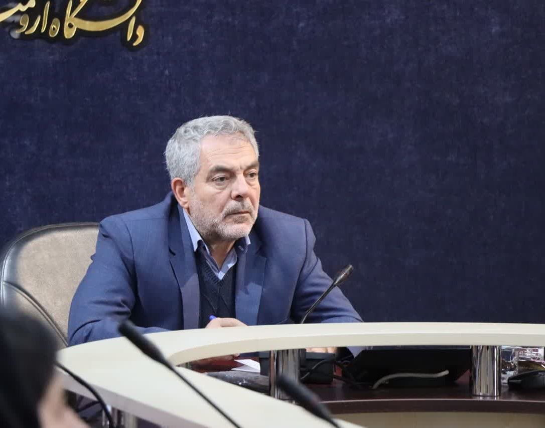 نشست صمیمی معاونت فرهنگی و دانشجویی دانشگاه ارومیه با دبیران انجمن‌های علمی‌دانشجویی