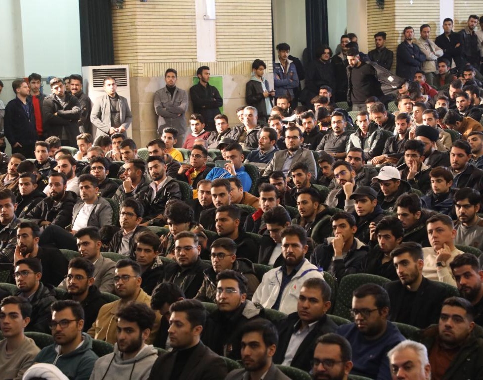 گزارش کامل برگزاری مراسم گرامیداشت روز دانشجو در دانشگاه ارومیه