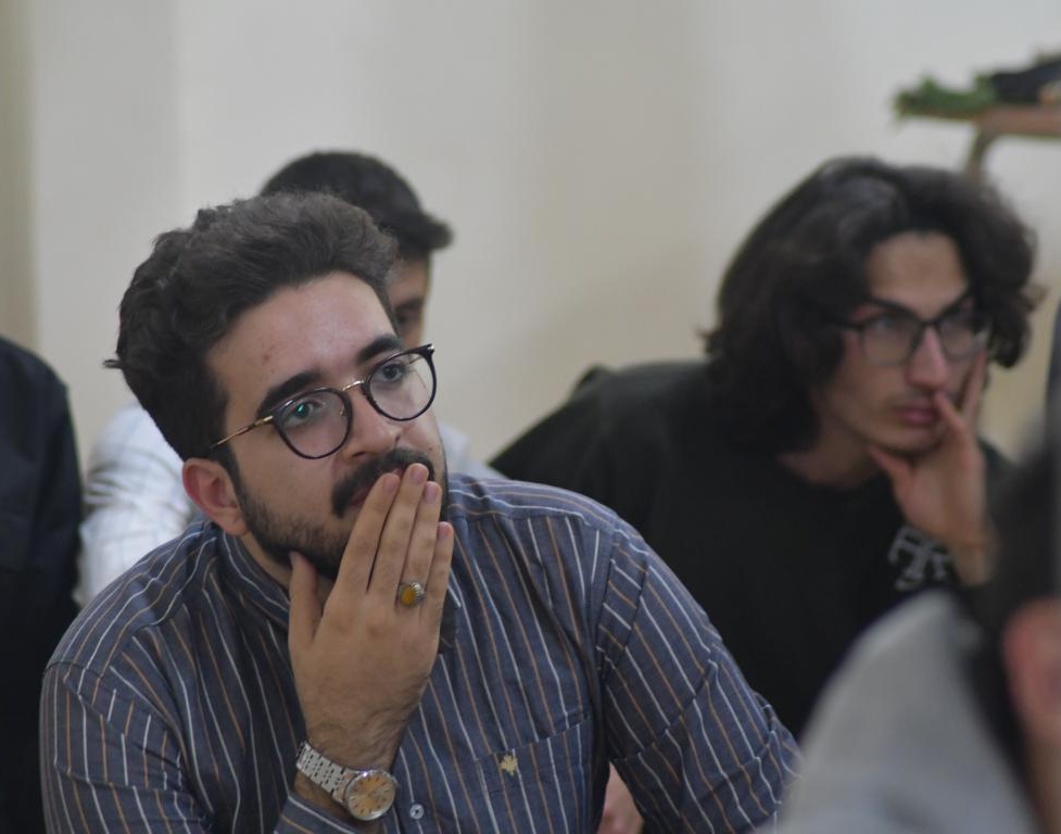 نشست صمیمی مدیران دانشگاه ارومیه با دانشجویان در خوابگاه پسران تا پاسی از نیمه شب