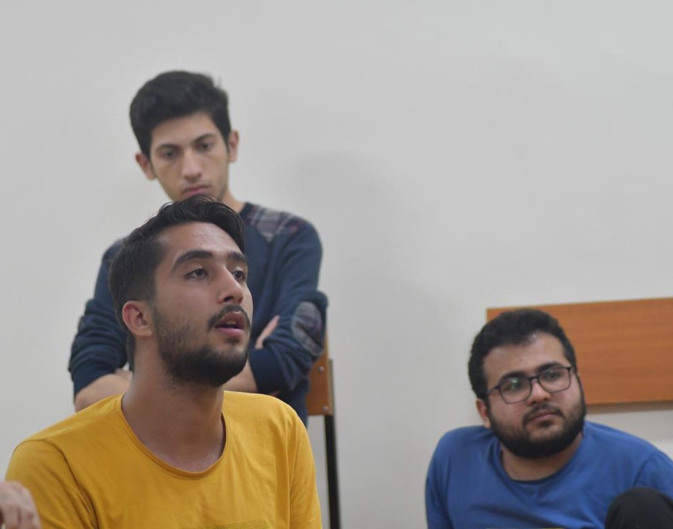 نشست صمیمی مدیران دانشگاه ارومیه با دانشجویان در خوابگاه پسران تا پاسی از نیمه شب