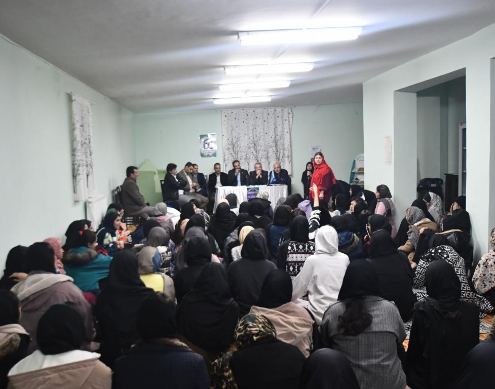 نشست و دیدار مدیران دانشگاه ارومیه با دانشجویان دختر به مناسبت روز دانشجو 