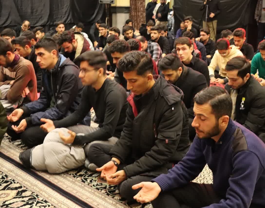 گزارش تصویری مراسم عزاداری سالروز شهادت حضرت فاطمه زهرا (س) در دانشگاه اروميه  متبرک به پيكر شهيد تازه تفحص شده