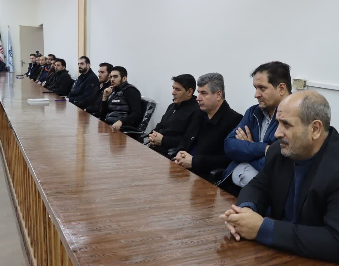 گزارش برگزاری نشست بررسی تحولات اجتماعی با تأکید بر جنگ شناختی-جنگ ترکیبی با حضور فرمانده انتظامی استان آذربایجان غربی سردار دکتر رحیم جهانبخش در تاریخ ۲۷ آذرماه ۱۴۰۲