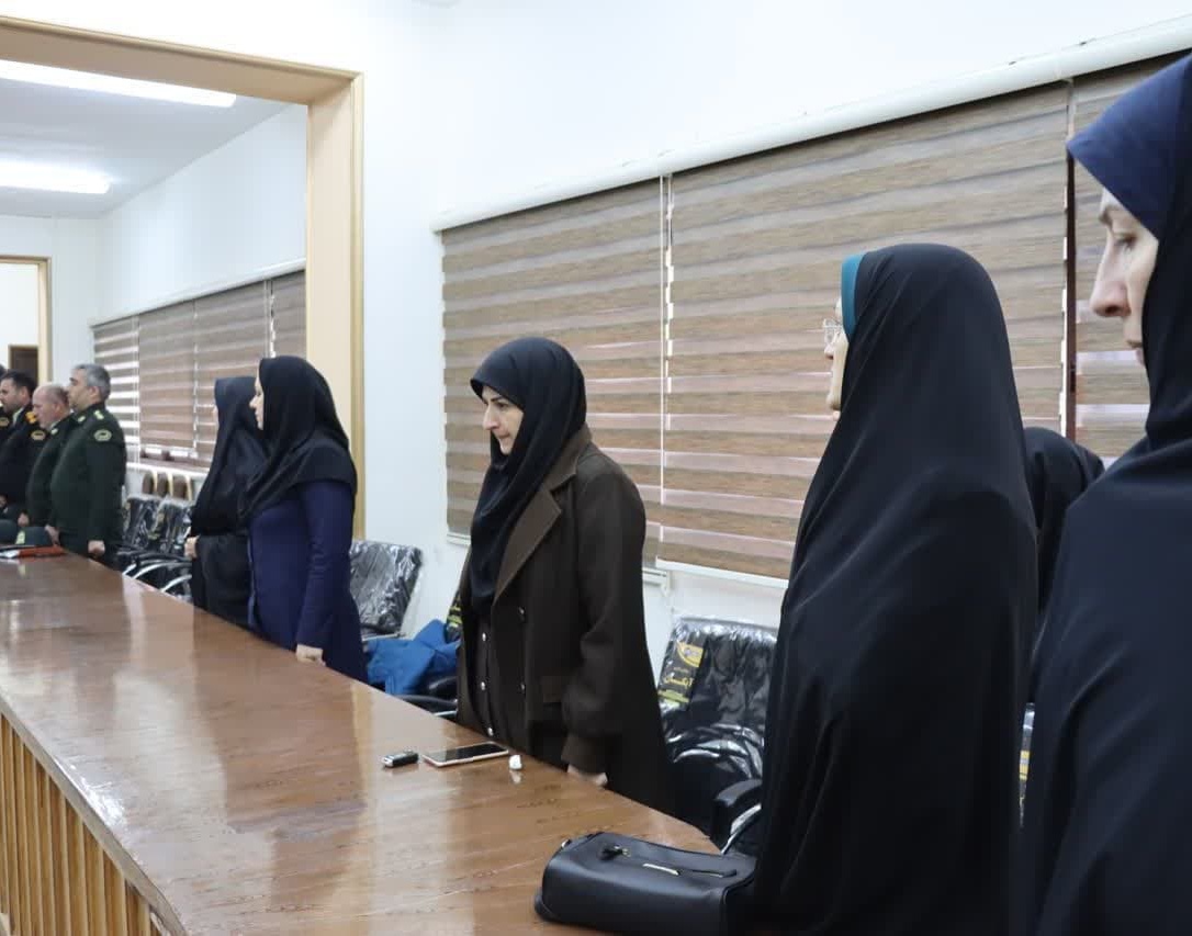 گزارش برگزاری نشست بررسی تحولات اجتماعی با تأکید بر جنگ شناختی-جنگ ترکیبی با حضور فرمانده انتظامی استان آذربایجان غربی سردار دکتر رحیم جهانبخش در تاریخ ۲۷ آذرماه ۱۴۰۲