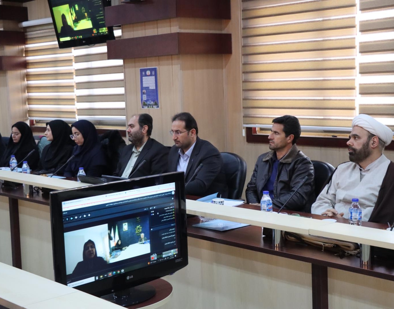گزارش برگزاری اولین نشست هم‌اندیشی مدیران مراکز مشاوره و سبک زندگی، بهداشت و درمان و کارشناسان منطقه سه کشور در دانشگاه ارومیه 