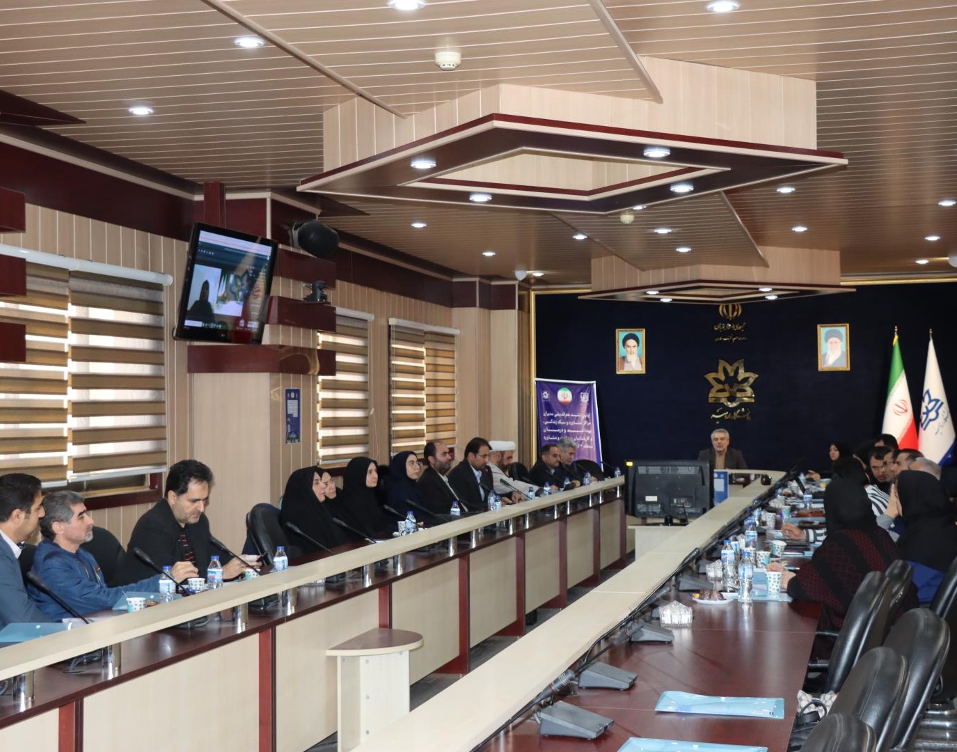 گزارش برگزاری اولین نشست هم‌اندیشی مدیران مراکز مشاوره و سبک زندگی، بهداشت و درمان و کارشناسان منطقه سه کشور در دانشگاه ارومیه 