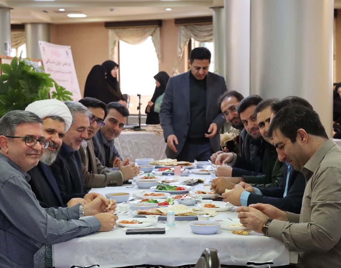دورهمی بانوان دانشگاهی با هیئت‌رئیسۀ دانشگاه ارومیه به صرف صبحانه برگزار شد