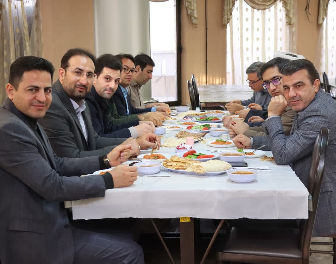 دورهمی بانوان دانشگاهی با هیئت‌رئیسۀ دانشگاه ارومیه به صرف صبحانه برگزار شد