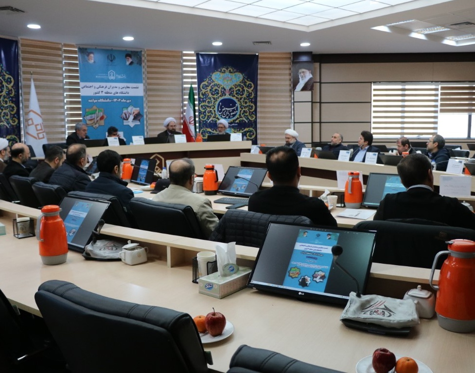 دکتر محمد حسن جوادی معاون فرهنگی و دانشجویی دانشگاه ارومیه:  یأس و نا امیدی را از عوامل کنشگران فرهنگی رفع کنیم