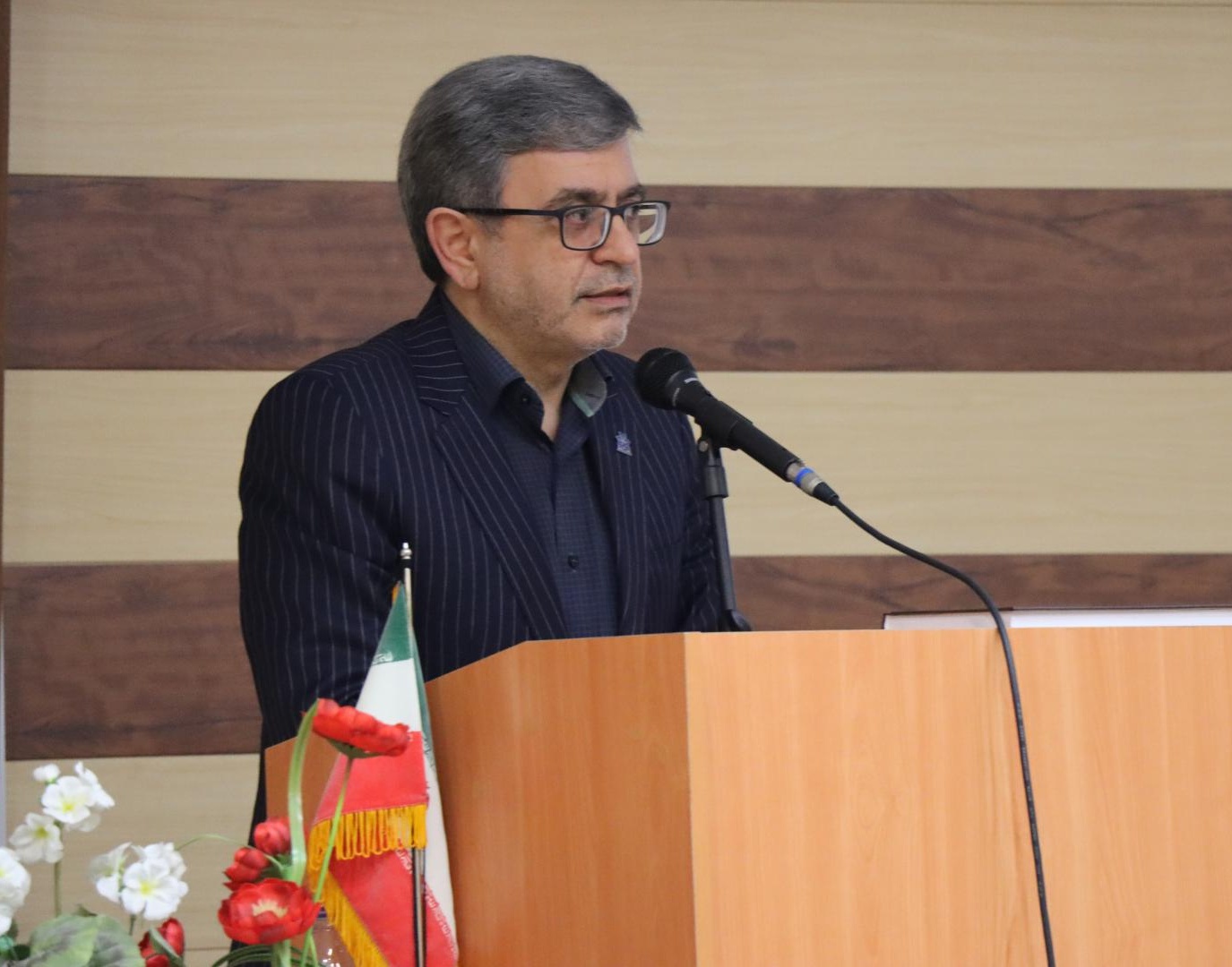 تجلیل از کارکنان حوزه مدیریت امور دانشجویی دانشگاه ارومیه