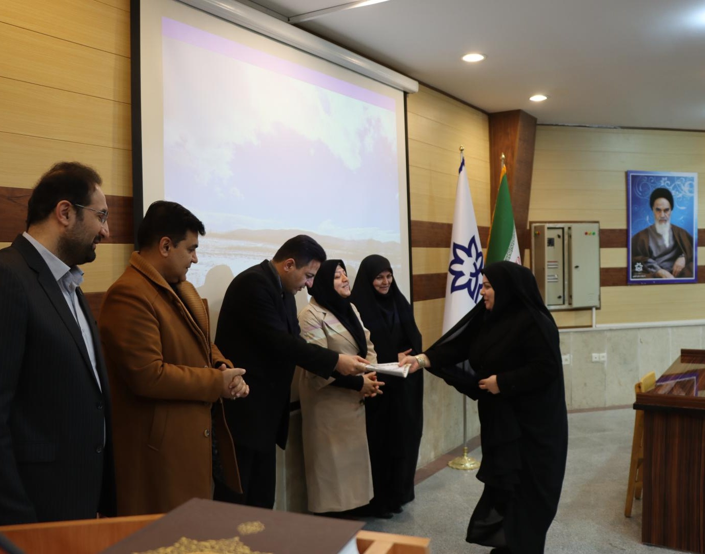 تجلیل از کارکنان حوزه مدیریت امور دانشجویی دانشگاه ارومیه
