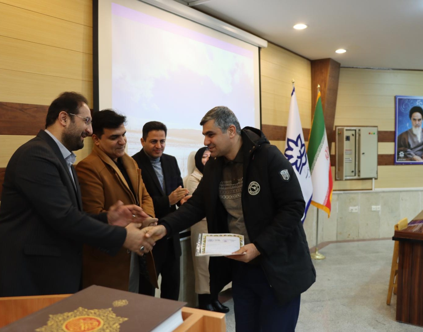 تجلیل از کارکنان حوزه مدیریت امور دانشجویی دانشگاه ارومیه