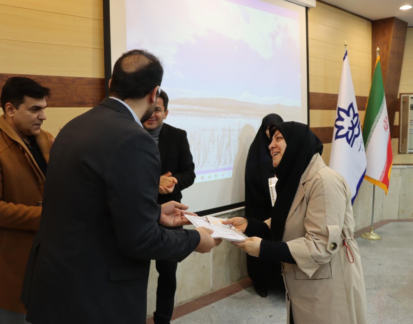تجلیل از کارکنان حوزه مدیریت امور دانشجویی دانشگاه ارومیه