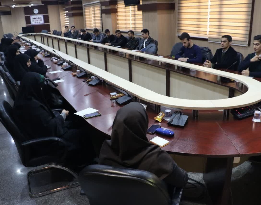 گزارش تصویری نشست پرسش و پاسخ دانشجویان با دکتر بیرامی (مدیر کل ورزش و جوانان استان آذربایجان غربی)