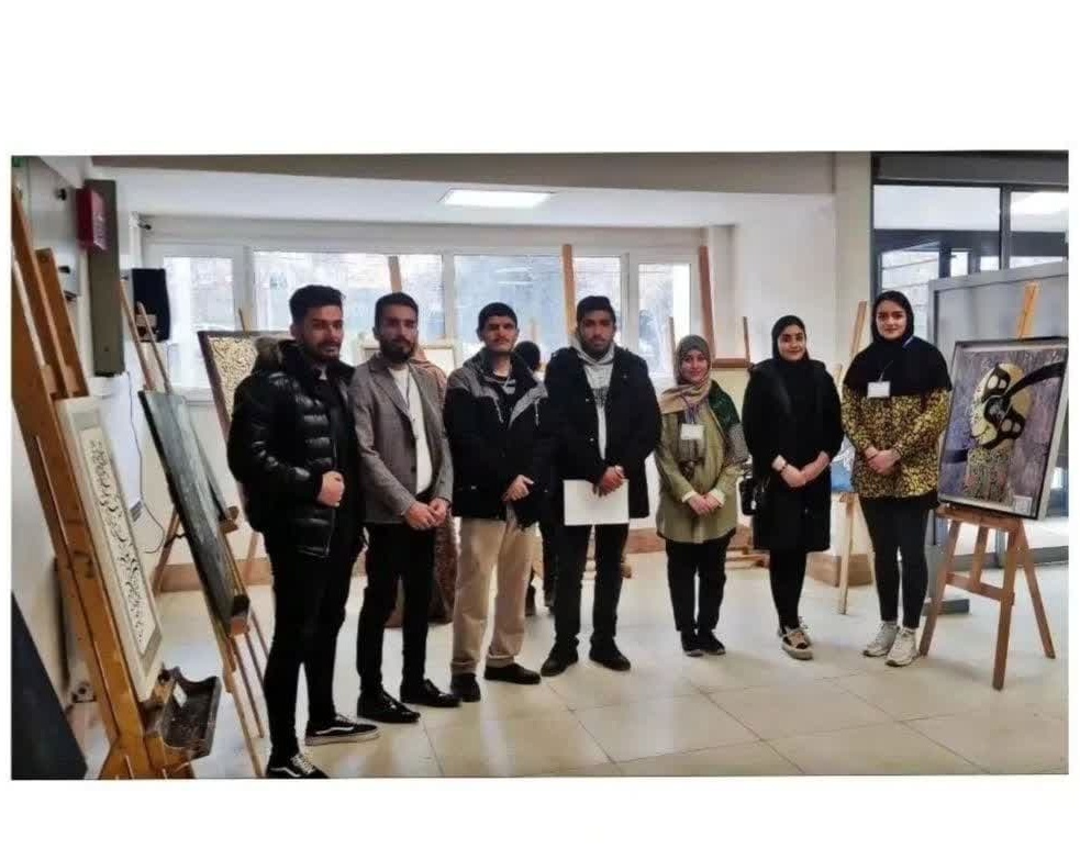 نمایشگاه خوشنویسی و نقاشی‌خط "ن والقلم" در محل دانشکده هنر، معماری و شهرسازی