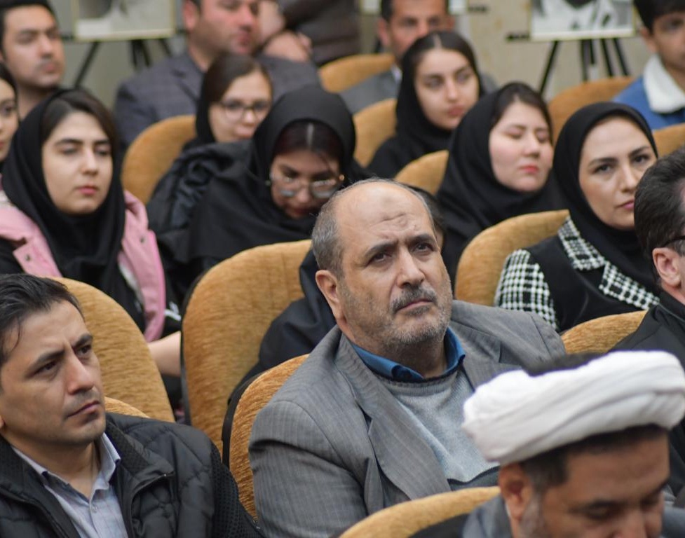 همزمان با مراسم گرامیداشت شهدای دانشگاه؛ کاشت 290 نهال به یاد 29 شهید دانشگاه ارومیه