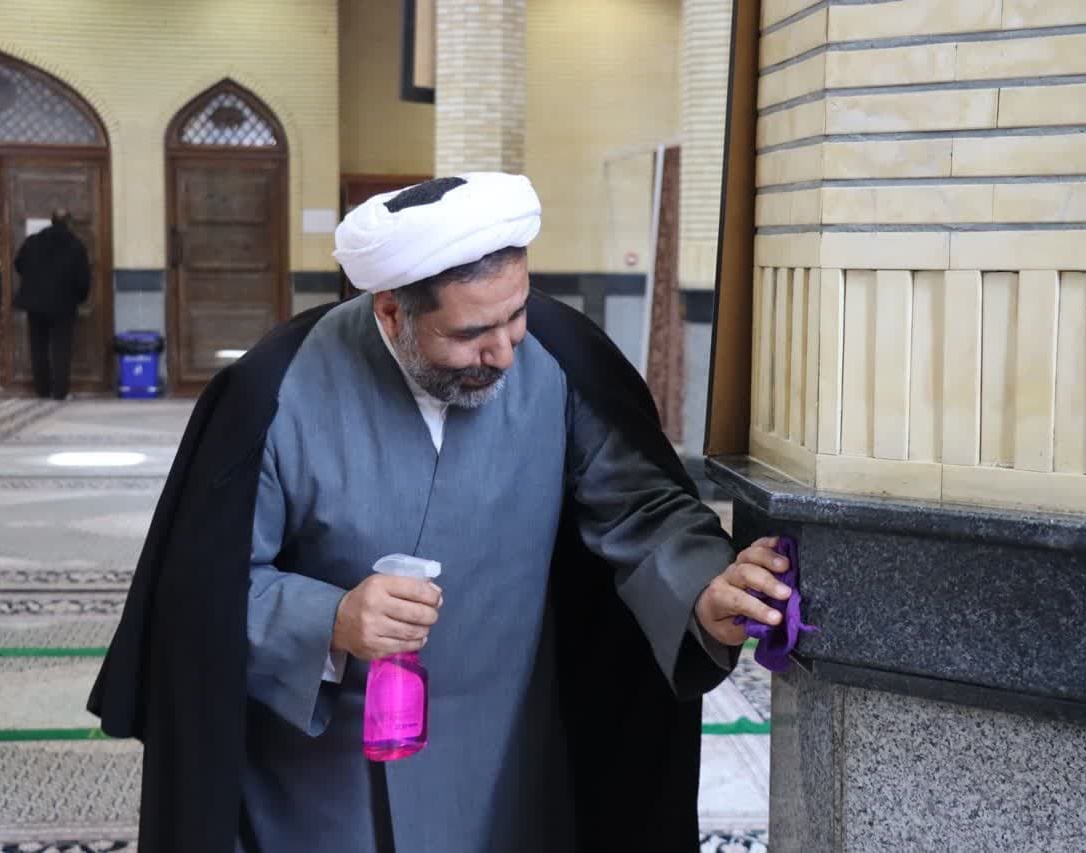 مراسم استقبال از ماه مبارک رمضان و غبارروبی مسجد دانشگاه ارومیه