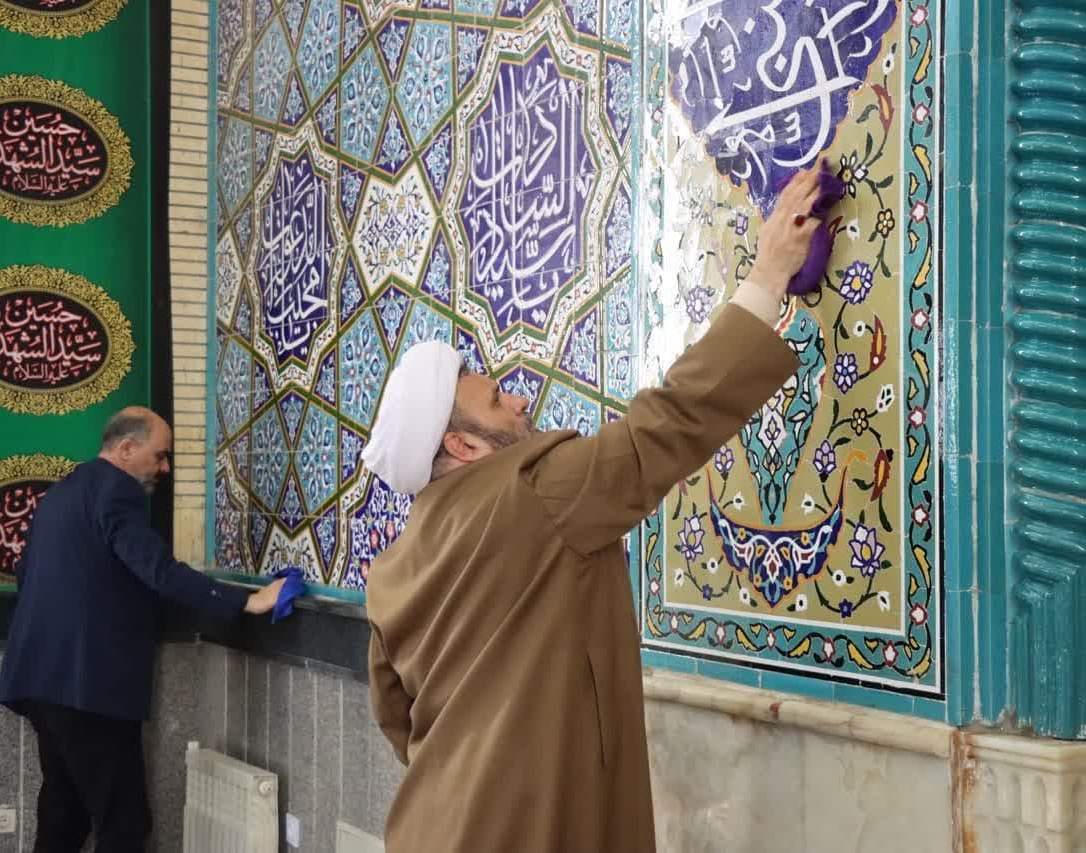مراسم استقبال از ماه مبارک رمضان و غبارروبی مسجد دانشگاه ارومیه