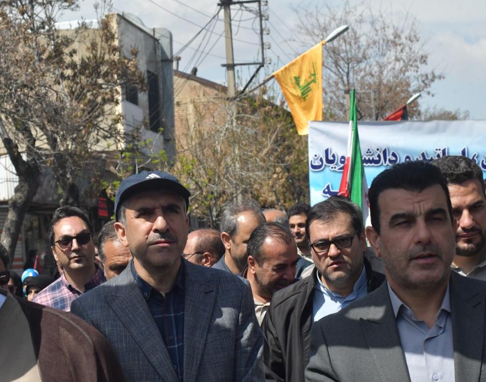 حضور پرشور دانشگاهیان دانشگاه ارومیه در راهپیمایی روز قدس