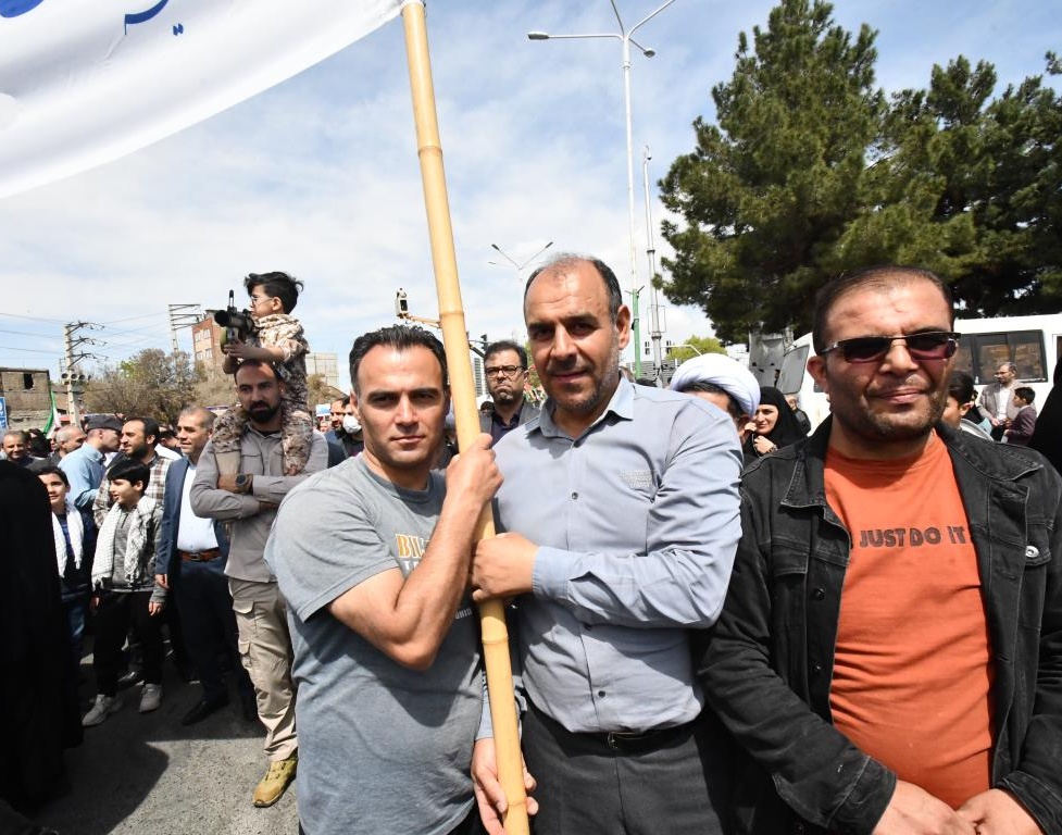 حضور پرشور دانشگاهیان دانشگاه ارومیه در راهپیمایی روز قدس