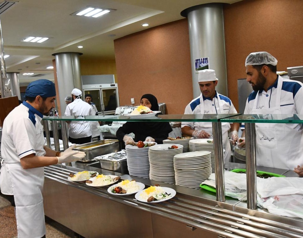 ضیافت بزرگ افطاری ویژه دانشجویان دانشگاه ارومیه برگزار شد