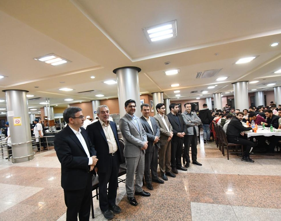 ضیافت بزرگ افطاری ویژه دانشجویان دانشگاه ارومیه برگزار شد