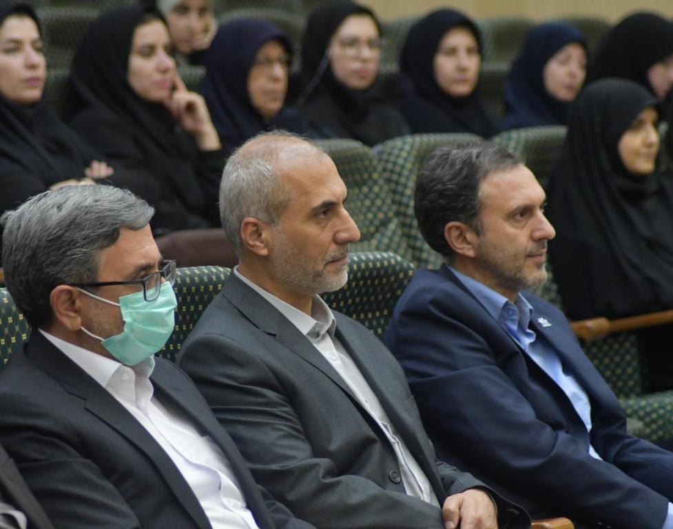 نشست هم اندیشی استادان دانشگاه ارومیه با موضوع گرامیداشت مقام استاد