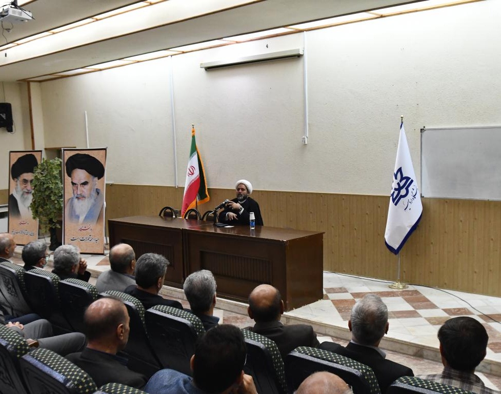نشست هم اندیشی استادان دانشگاه ارومیه با موضوع گرامیداشت مقام استاد