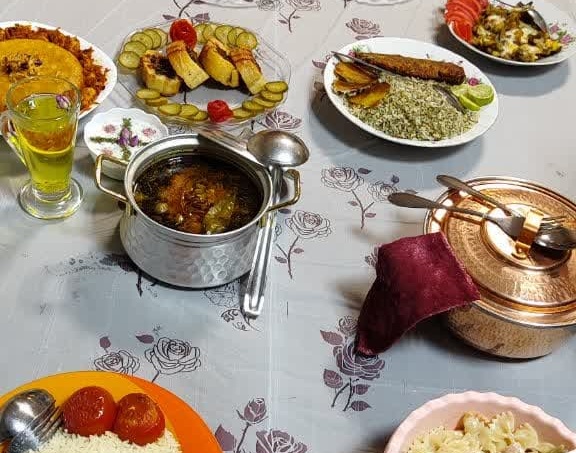 مسابقه آشپزی به مناسبت هفتۀ خوابگاه‌ها در نمازخانۀ خوابگاه طوبی برگزار شد.