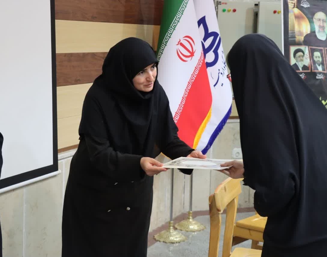 هفتمین روز درگذشت شهید جمهور و شهدای خدمت هم‌زمان با اختتامیه سی و هشتمین جشنواره سراسری قرآن و عترت در دانشگاه ارومیه برگزار شد.