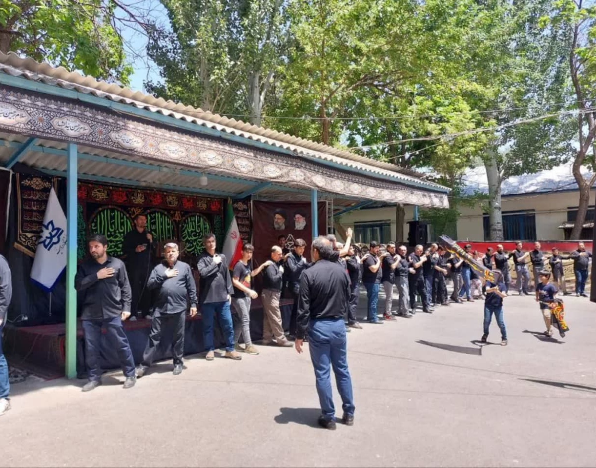 گزارش تصویری مراسم ظهر عزاداری عاشورای حسینی