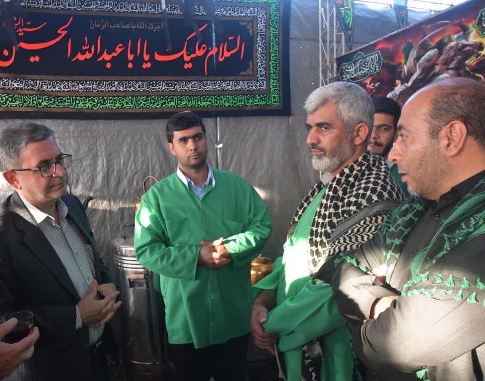 بازدید رئیس دانشگاه ارومیه از موکب دانشگاهیان استان در مرز تمرچین